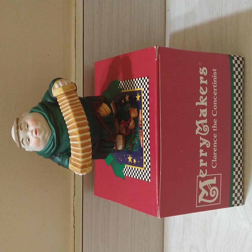 Vintage Department 56 Clarence The Concertinist Figurine